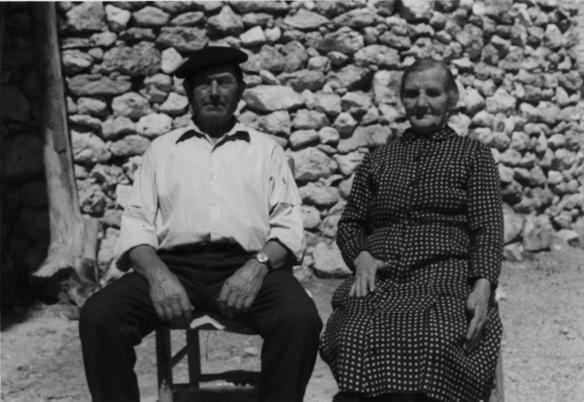 Abuelos. BaÃ±Ã³n.