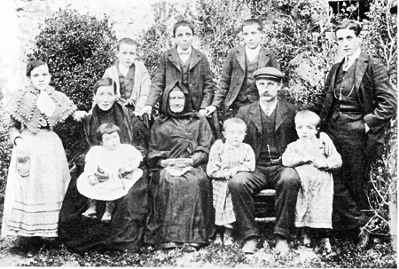 Grupo familiar. BaÃ±Ã³n.