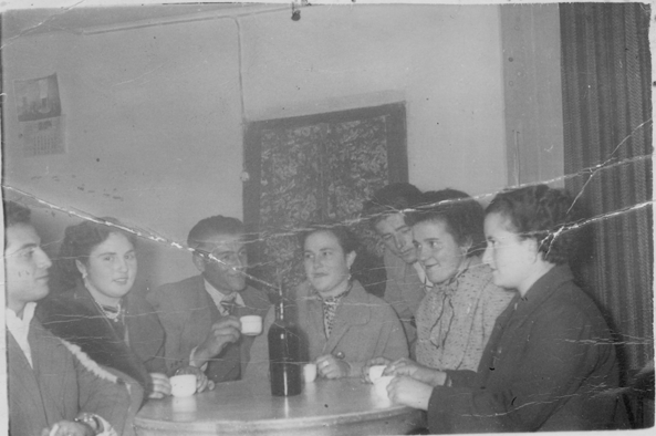 Grupo de amigos. BaÃ±Ã³n.