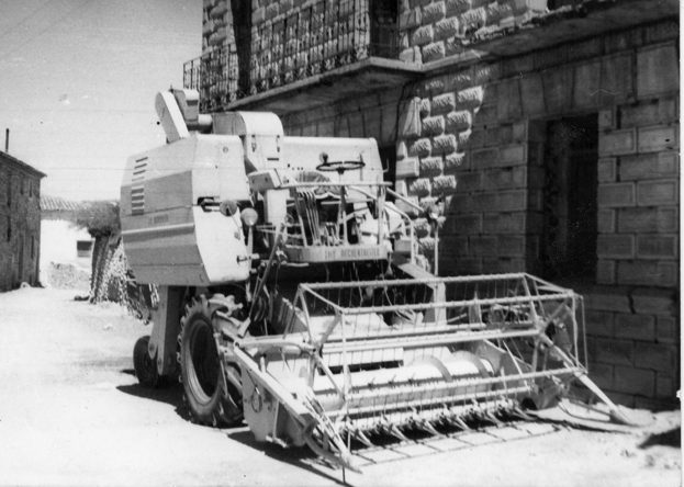 La cosechadora. BaÃ±Ã³n.