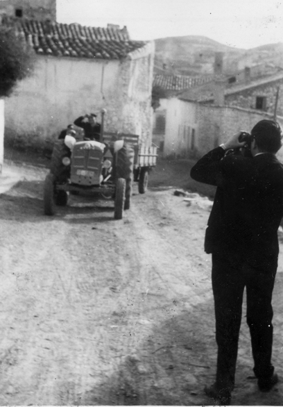 Fotografiando al fotÃ³grafo y tractor. BaÃ±Ã³n.