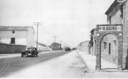 Carretera de la localidad de Villarquemado.