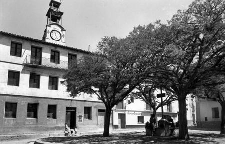 Plaza alta de Maluenda.