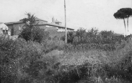 Solar de la escuela en Maluenda.