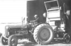 El tractor Ebro y la trilladora. Mainar