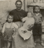 Josefa HernÃ¡ndez, Eloy y primos. Cella. AÃ±o 1933. Cella.