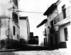 Una calle del pueblo. Cella