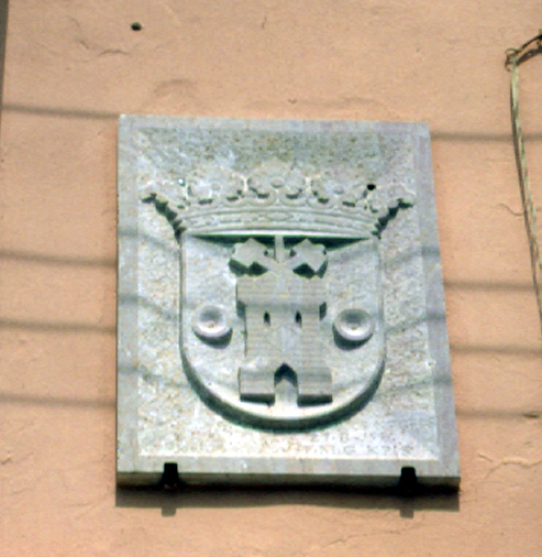 Archivo:Escudo Municipal Ojos Negros.jpg