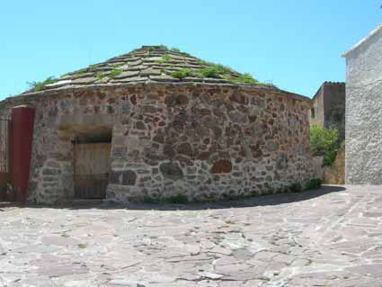 Archivo:Nevero Used.jpg