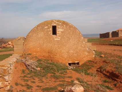 Archivo:Aljibe Pozuel Campo.jpg