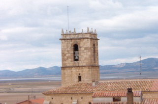 Archivo:Torre iglesia parroquial torralba sisones.jpg