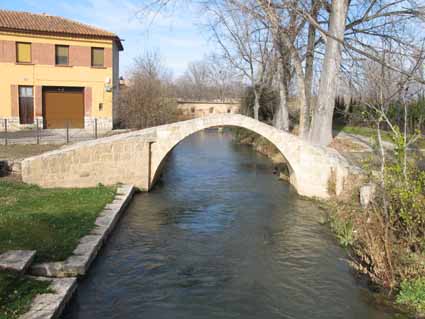 Archivo:Puente romano calamocha.jpg