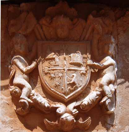 Archivo:Escudo Beniades 2 Godos.jpg