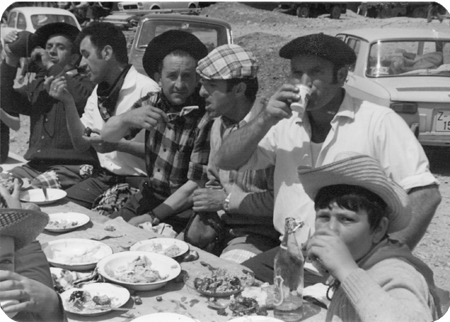 Archivo:Romeria santabarbara calamocha.png