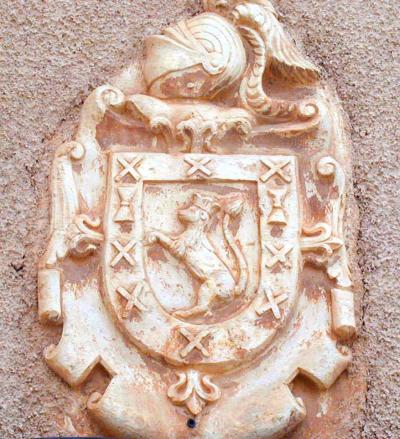 Archivo:Escudo Valenzuela Orcajo 01.jpg