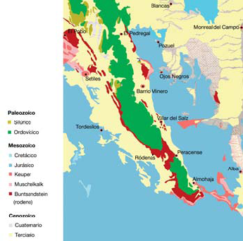 Archivo:Mapageologicosierramenera.png