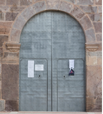 Puerta de la iglesia.PNG