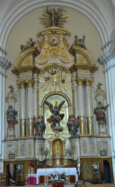 Archivo:Iglesia Villafeliche (4).jpg