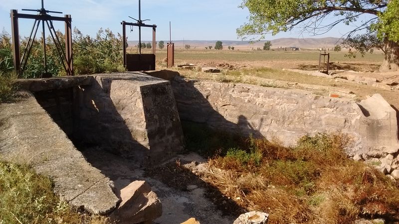 Archivo:AZUD CAÑIZAR.jpg