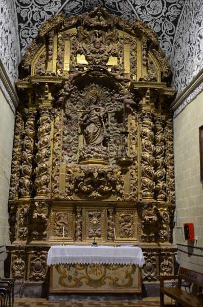 Archivo:Usedretablorosario.jpg