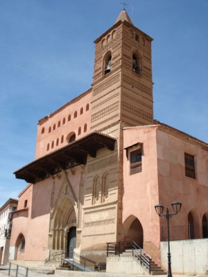 Iglesia parroquial maluenda.jpg