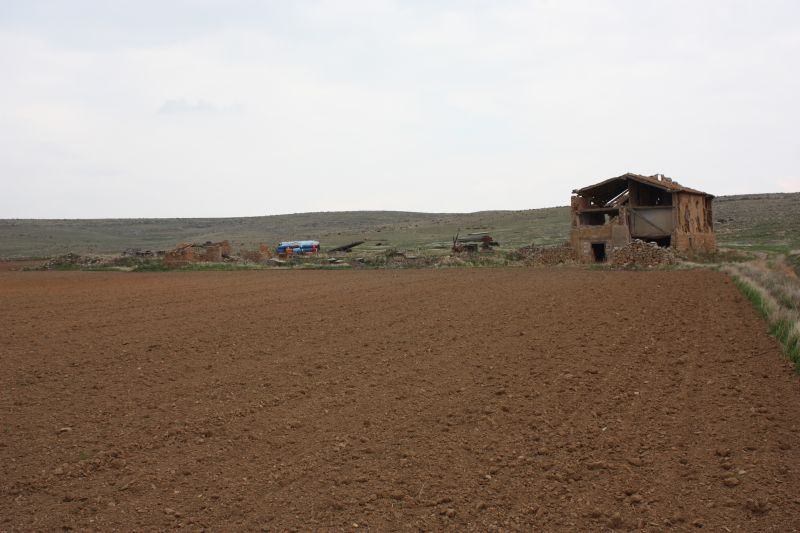 Archivo:Masada Monzón Ojos Negros(3).jpg