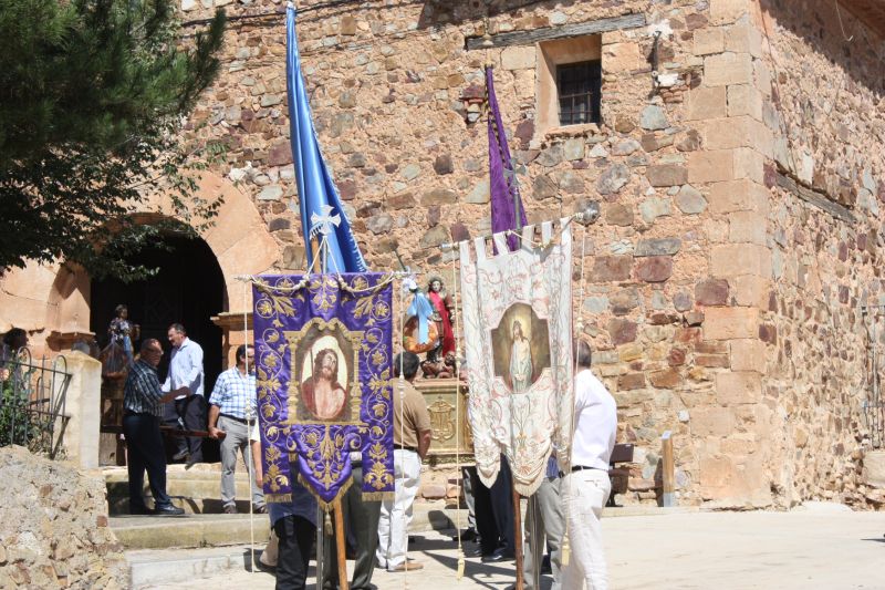 Archivo:Procesión San Miguel (2).jpg