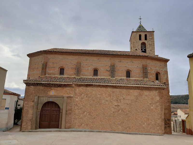 Archivo:IglesiaAlarba.jpg