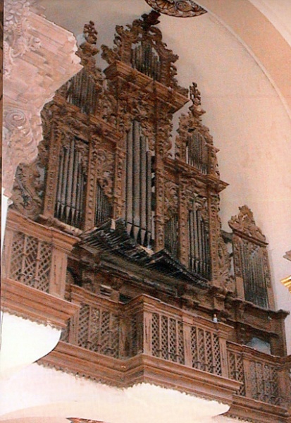 Archivo:Organovillafranca.jpg