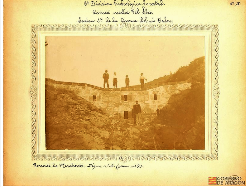 Archivo:1900-1930 TORRENTE DE MANCHONES.png